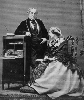 phot0101.gif (108965 bytes)