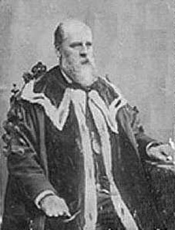 phot2401.jpg (9246 bytes)